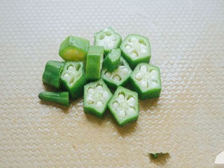秋葵豆腐软饼怎么做？