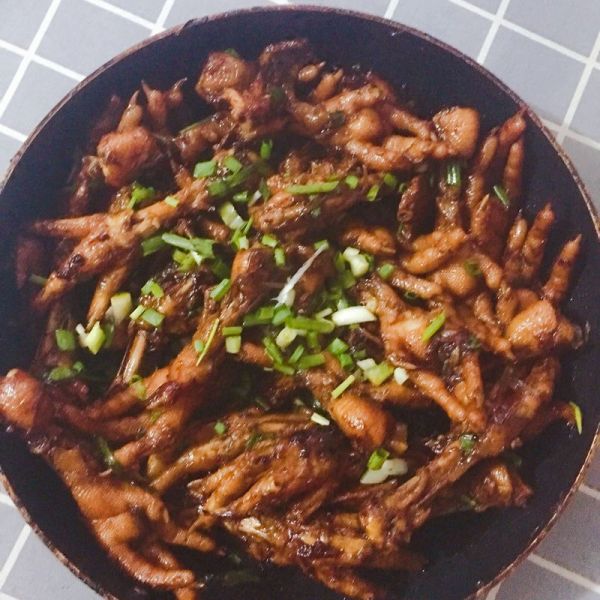 红烧鸡爪鸡翅中