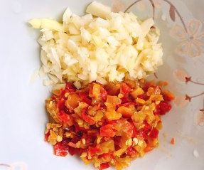 酸甜香辣的酸辣藕丁