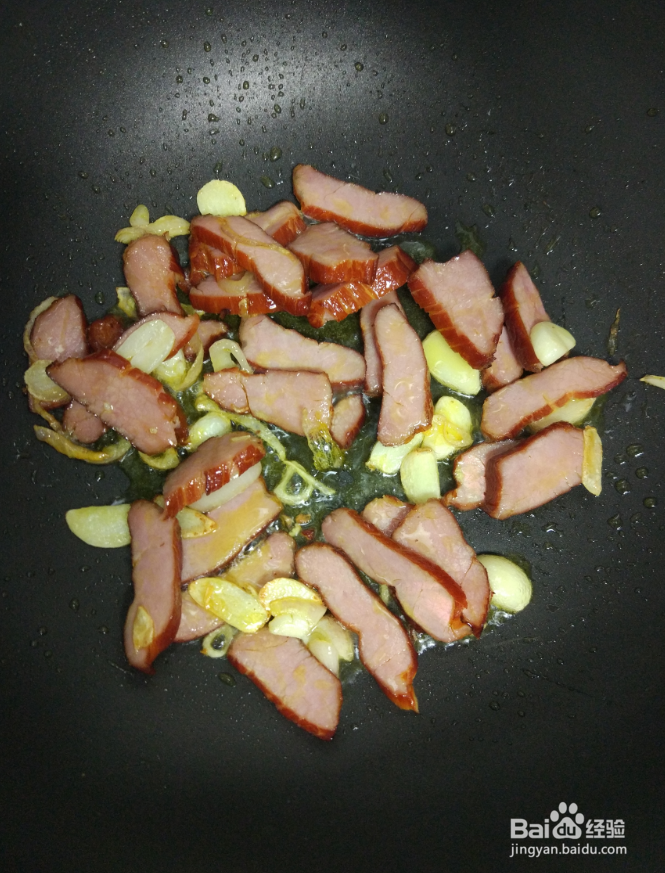 腊肉煸手撕包菜·李小厨