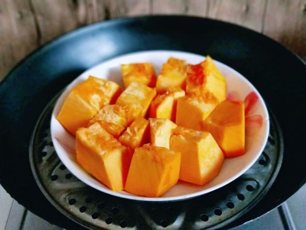 南瓜戚风蛋糕#美的FUN烤箱·焙有FUN儿#