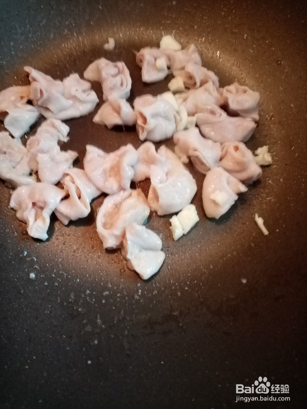 青红甜椒爆炒肥肠