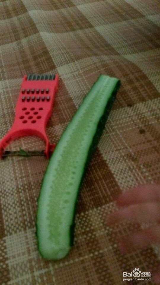 宝宝长痱子怎么办/怎么解决