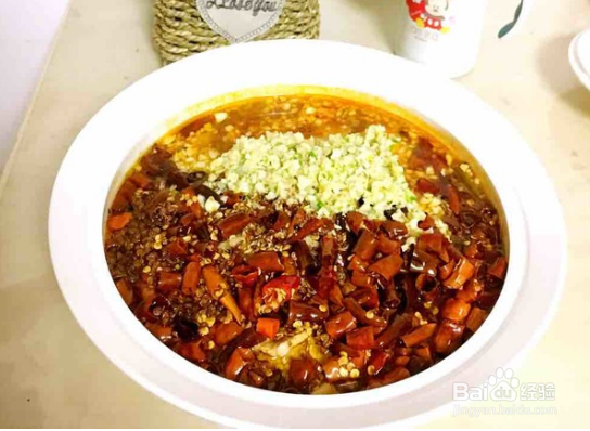 成都本地人就是爱吃辣来看看水煮肉片怎么做