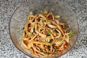 手撕凉拌杏鲍菇，比肉还好吃。