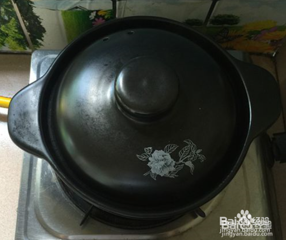 萝卜炖腊猪蹄肉