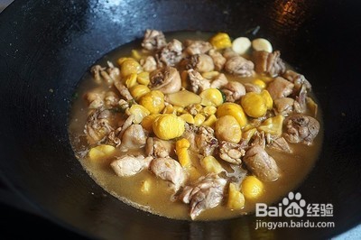 板栗红烧鸡的制作方法