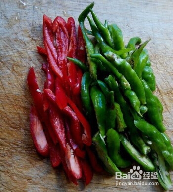 家常爆炒双椒肥肠