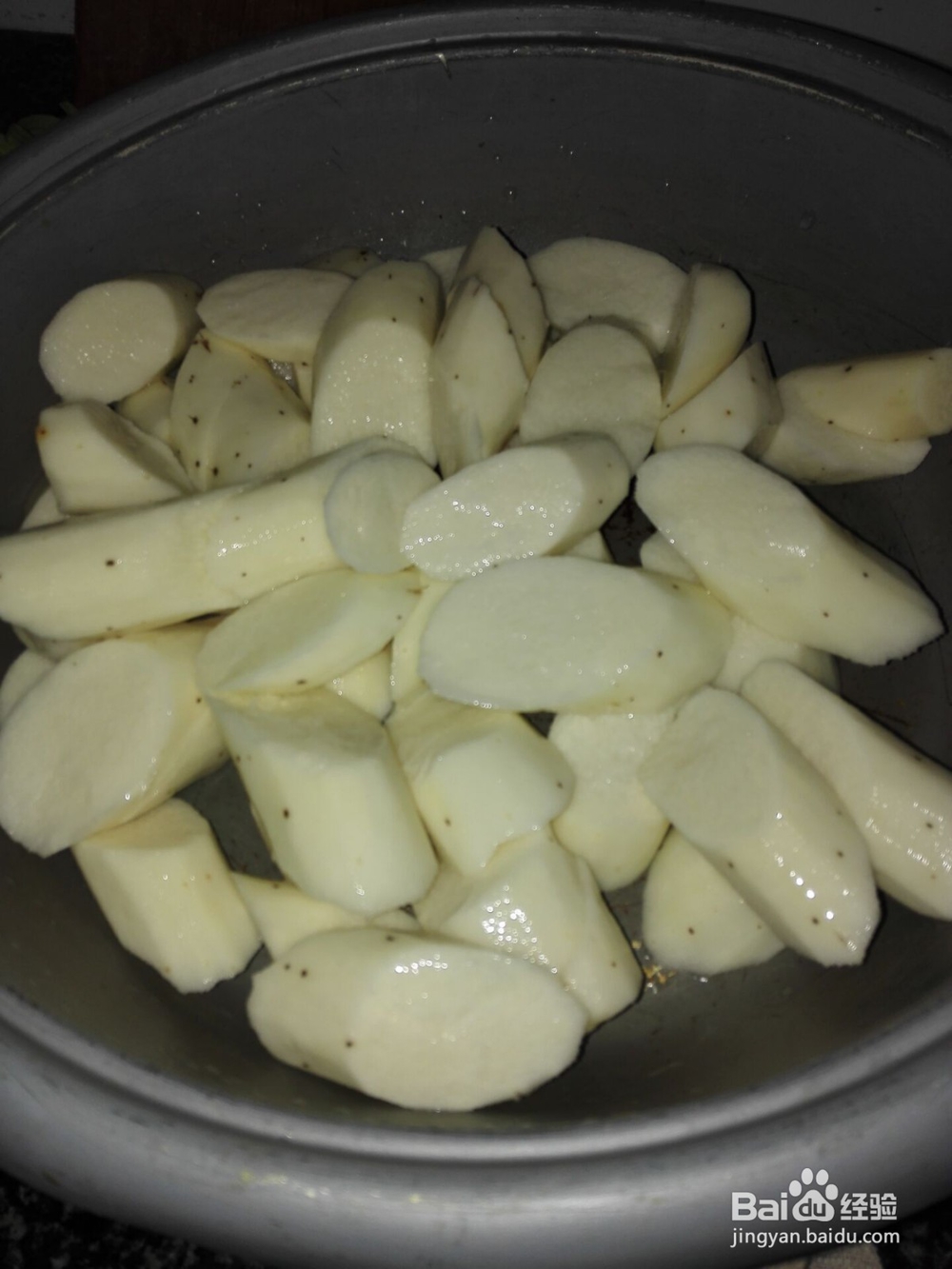 怎样制作土鸡山药汤?