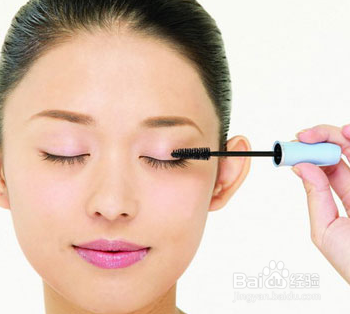 秋季怎样护理眼部肌肤