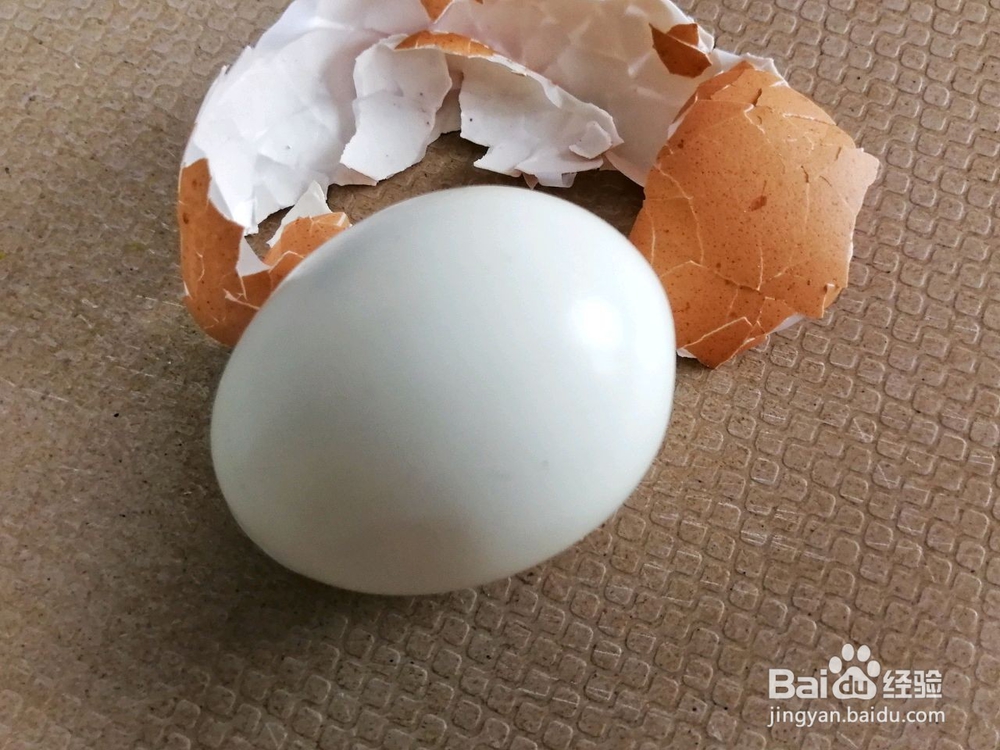 新鸡蛋剥皮窍门