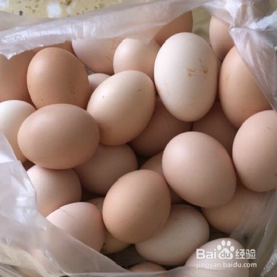 <b>怎样挑选柴鸡蛋</b>