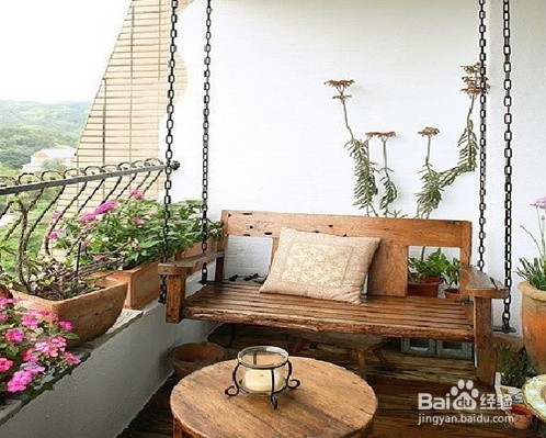 阳台装修选用防腐木有什么好处？