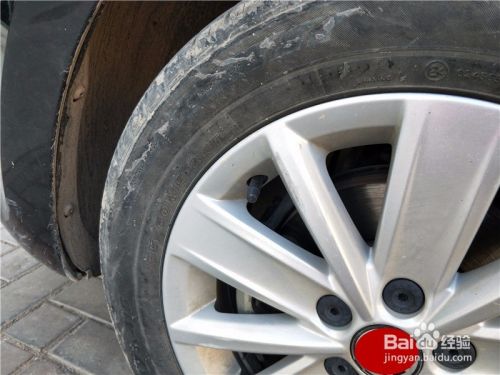 开车前如何检查汽车轮胎的安全性