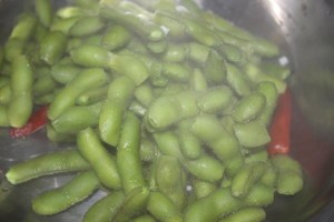 简单快菜凉拌毛豆