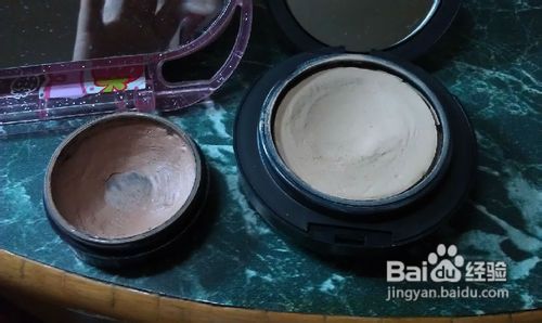 怎样用底妆打造立体脸型