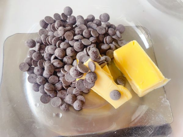 卡通布朗尼蛋糕