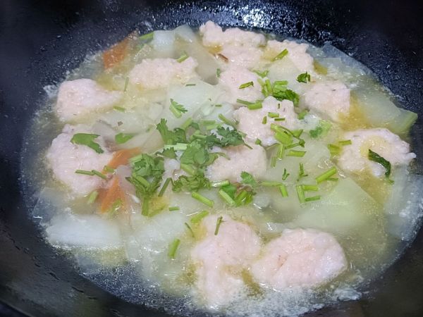 冬瓜虾滑丸子汤