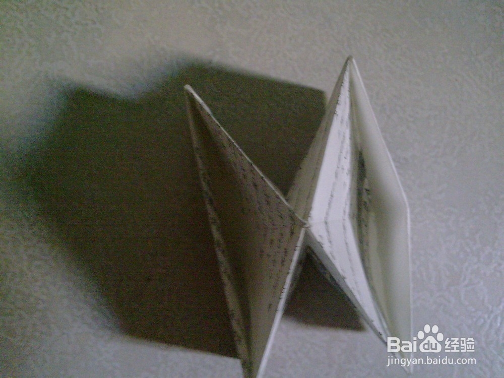 如何(用纸)折一个纸收纳盒(方盒)?