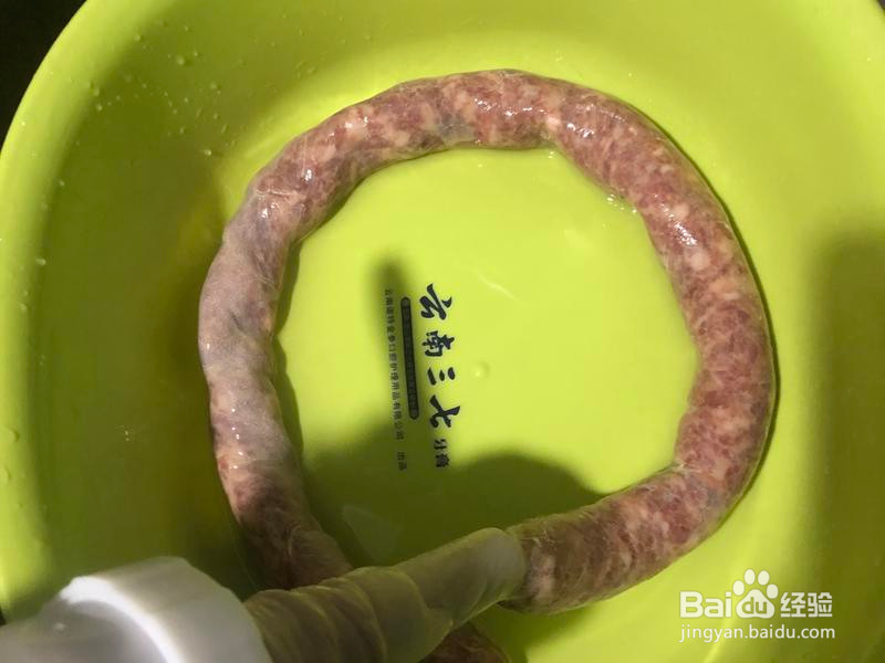 林记酒楼狮子头烤肠的做法