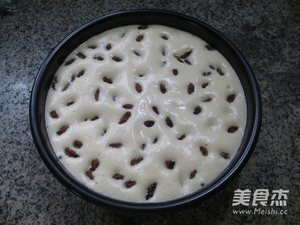 蒸葡萄干蛋糕
