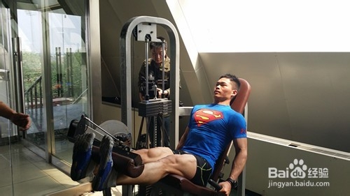 私人健身教练之器械私教