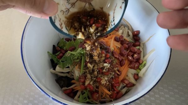 凉拌手撕杏鲍菇