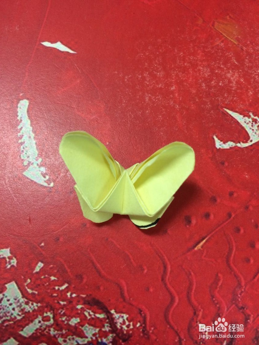 手工折纸蝴蝶的简单方法