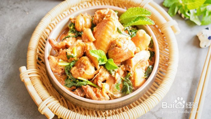 广东薄荷啫啫鸡煲的做法