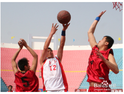 打篮球怎样掌握好发力?