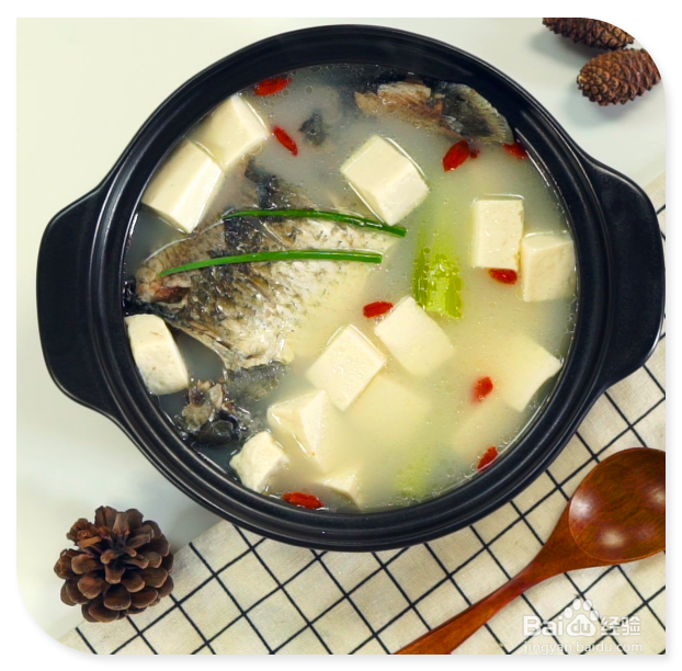 鲫鱼豆腐爱心汤的精简做法