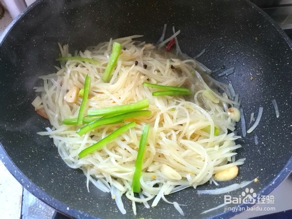 酸辣土豆丝的做法