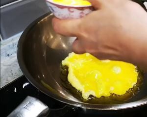 怎么做韭黄虾仁炒蛋