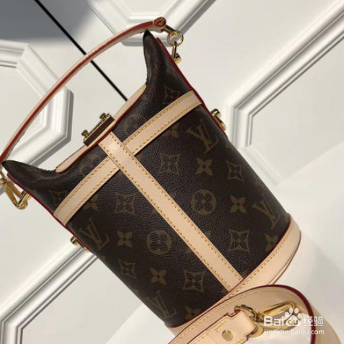 lv年份标怎么看