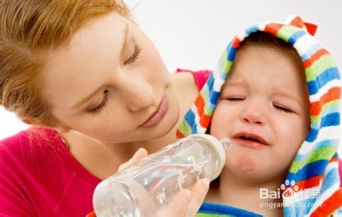 如何给宝宝断奶最科学