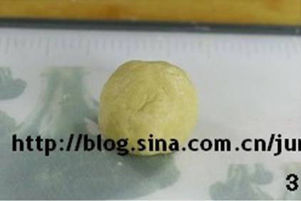 怎样在家自制美味的蓝莓酱乳酪派