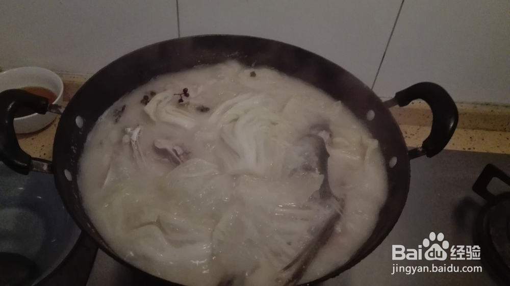 清炖白鲢 拿手家庭版