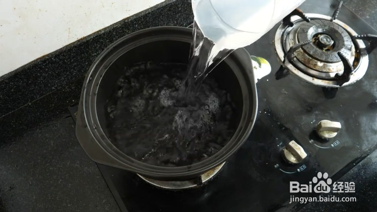 如何保养新砂锅