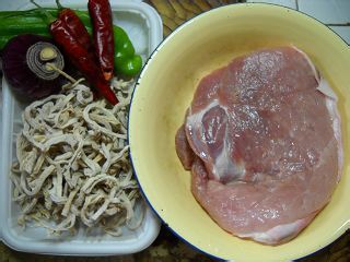 葱爆鱿鱼丝