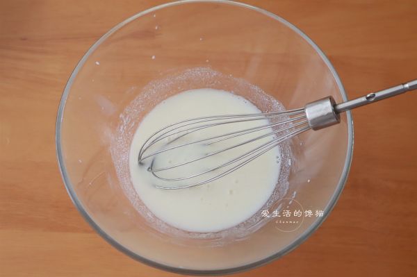 开心果杨梅奶油卷