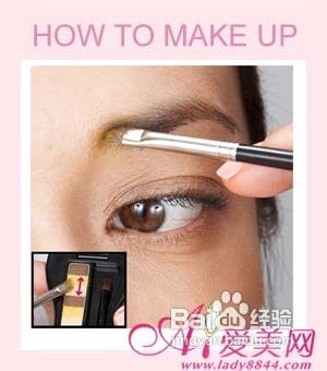 打造三色渐层立体浓眉