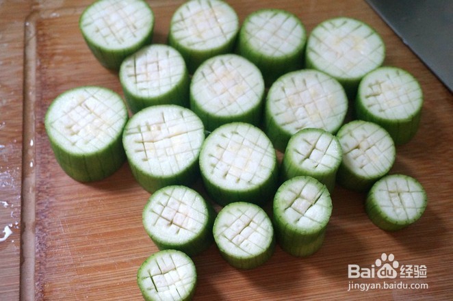 金蒜蒸丝瓜的做法