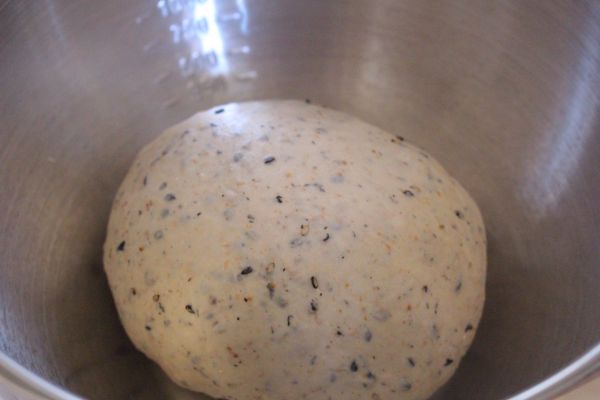 黑芝麻无花果软欧