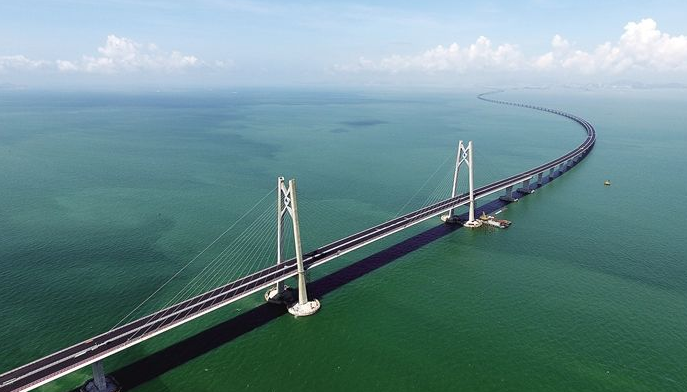 港珠澳大桥什么时候建成的