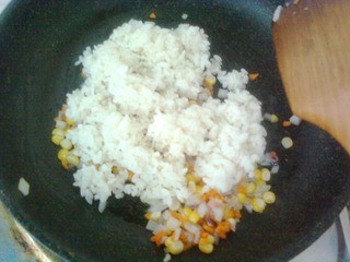 牛肉酱饭团怎么做