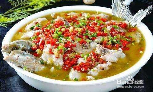 酸菜鲤鱼的制作方法