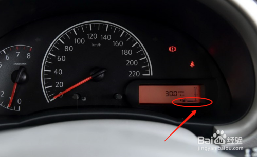 日产汽车阳光仪表盘参数怎么看