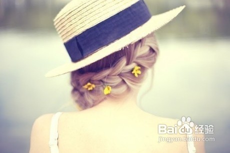 脸上皮肤干燥怎么办.