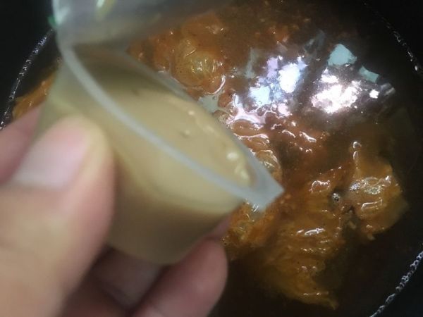 泡菜海鲜菌菇火锅