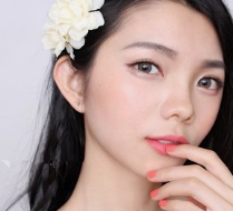 油性皮肤是否需要用护肤品？